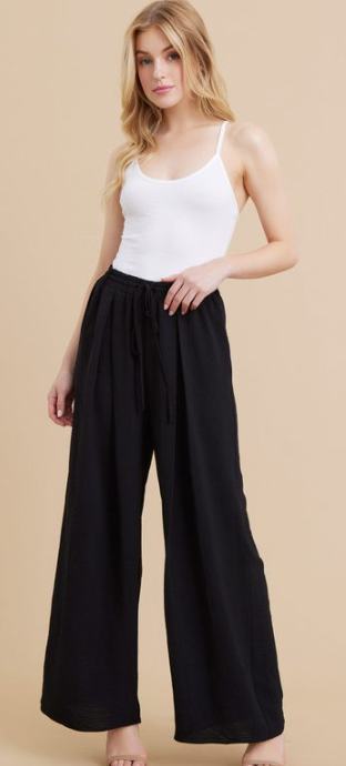 Solid Inverted Pleats Flared Pants - Black