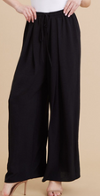 Load image into Gallery viewer, Solid Inverted Pleats Flared Pants - Black
