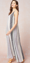 Load image into Gallery viewer, Delicate Color Block V-Neck Maxi Dress
