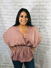 Load image into Gallery viewer, Dusty Mauve Pink Blouse
